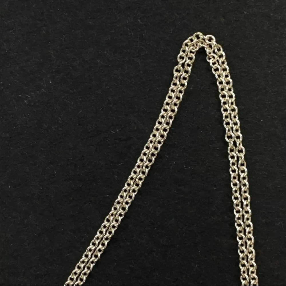 Tiffany & Co. whole Silver Heart Necklace - Picture 4 of 8